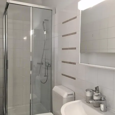 Апарт-отель Great2stay Center Локарно