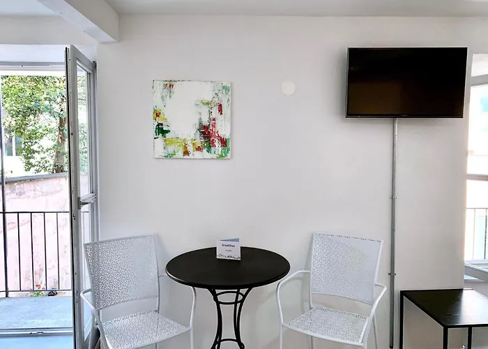 Great2stay Center Aparthotel Locarno